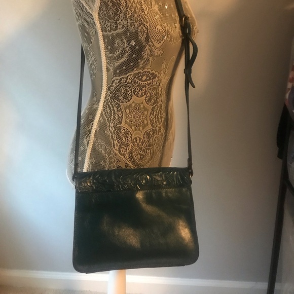 Patricia Nash ILINA Leather Tooled Flap Handbag - Picture 2 of 8